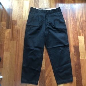 Uniqlo U black pleated pant